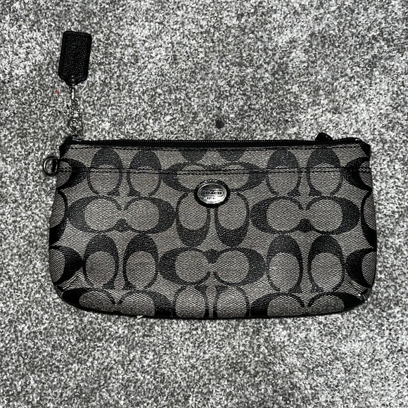 Coach Wallet - Picture 1 of 3